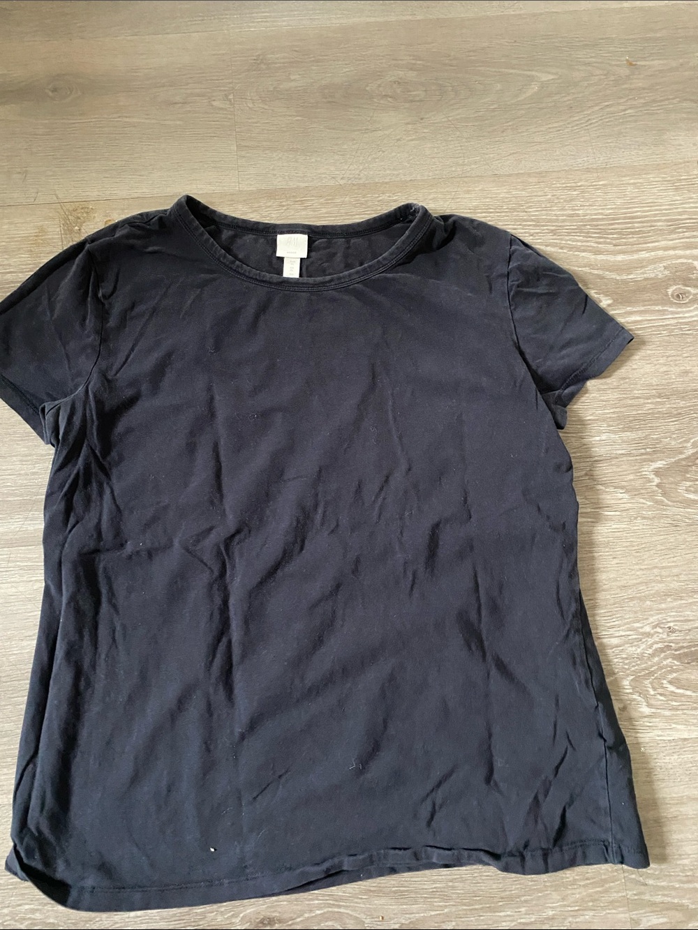 H&M Women's Black Short-Sleeve Crewneck Tee
